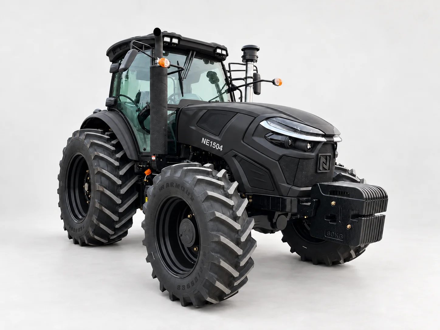 Tractor NEKA 1504, imagen representativa de línea media